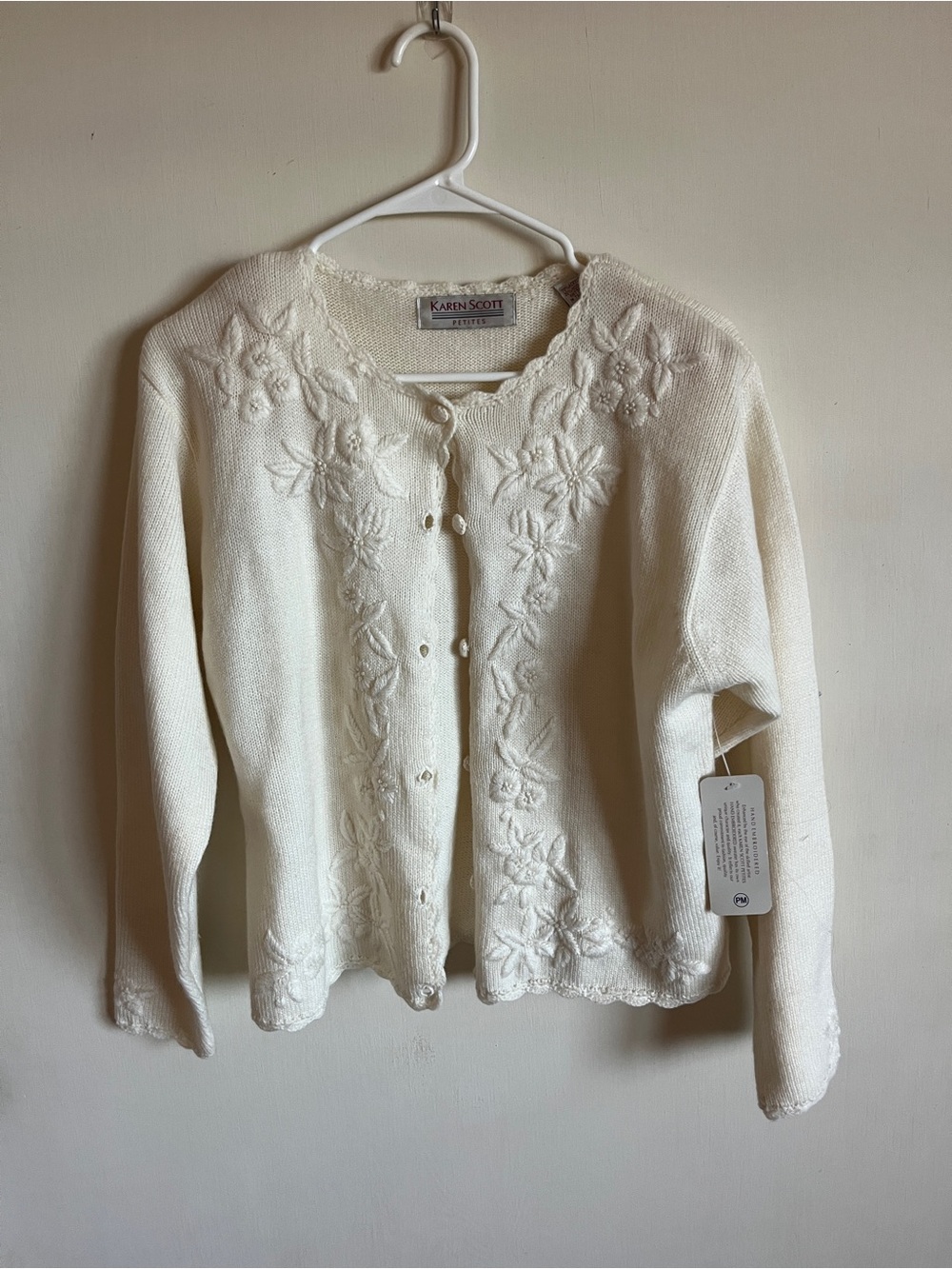 Vintage Karen Scott Cream Floral Embroidered Button Cardigan